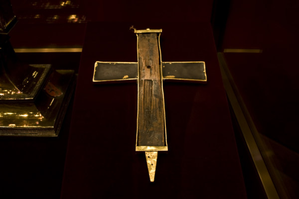 The cross was then carried back to Constantinople, while part of the cross was placed in the hands of the bishop of Jerusalem. As the years passed, fragments of “The True Cross” were placed in the care of many Catholic churches around the world for all to admire. 